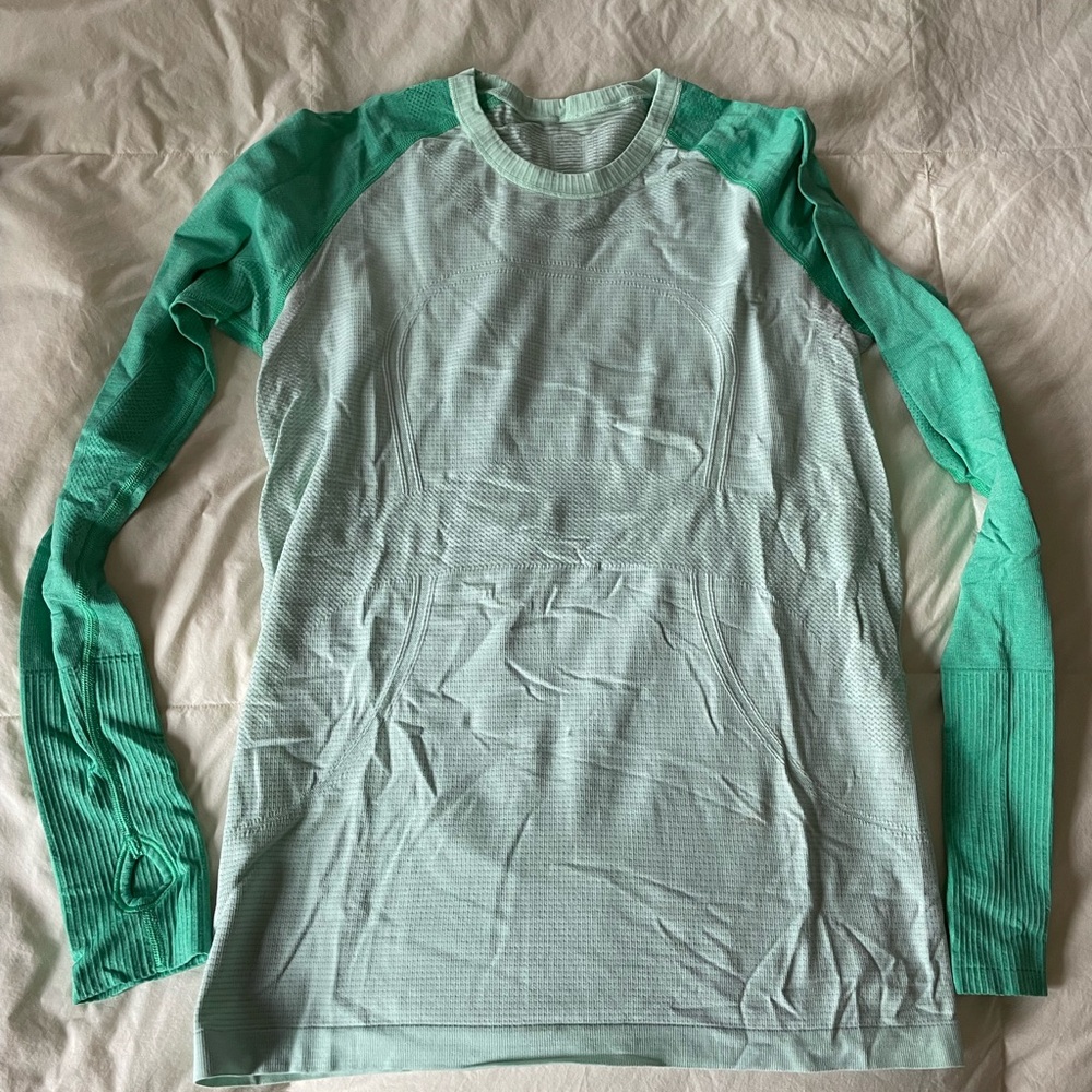 Swiftly Tech Long-Sleeve Shirt Hip Length